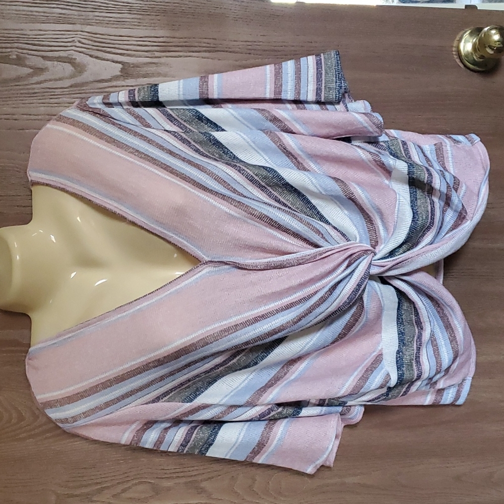 Excellent Lightweight Flowy Sweater